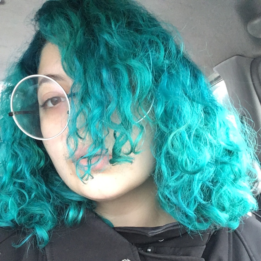 Meet your Posher, Gabriella :)